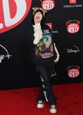 BillieEilish_03012022_002.jpg