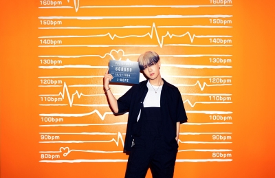weverse_media_8013ac84dade498b90dfa39d933b8490633.jpg