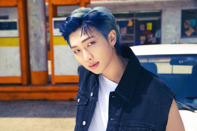 weverse_media_68dcc057fdfe4c97a38358c9010dd38c602.jpg