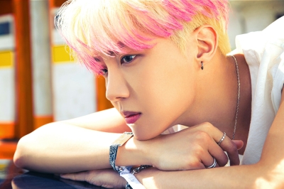 weverse_media_900b8e27f5d446f8a723d7667ca5764f349.jpg
