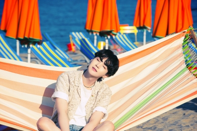 weverse_media_26cc3ecd13464df89c844e78ff1b0b07975.jpg